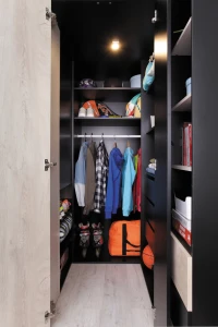 PL01_Inside_Czarny.webp